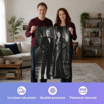  – Paar hält das gedruckte Poster